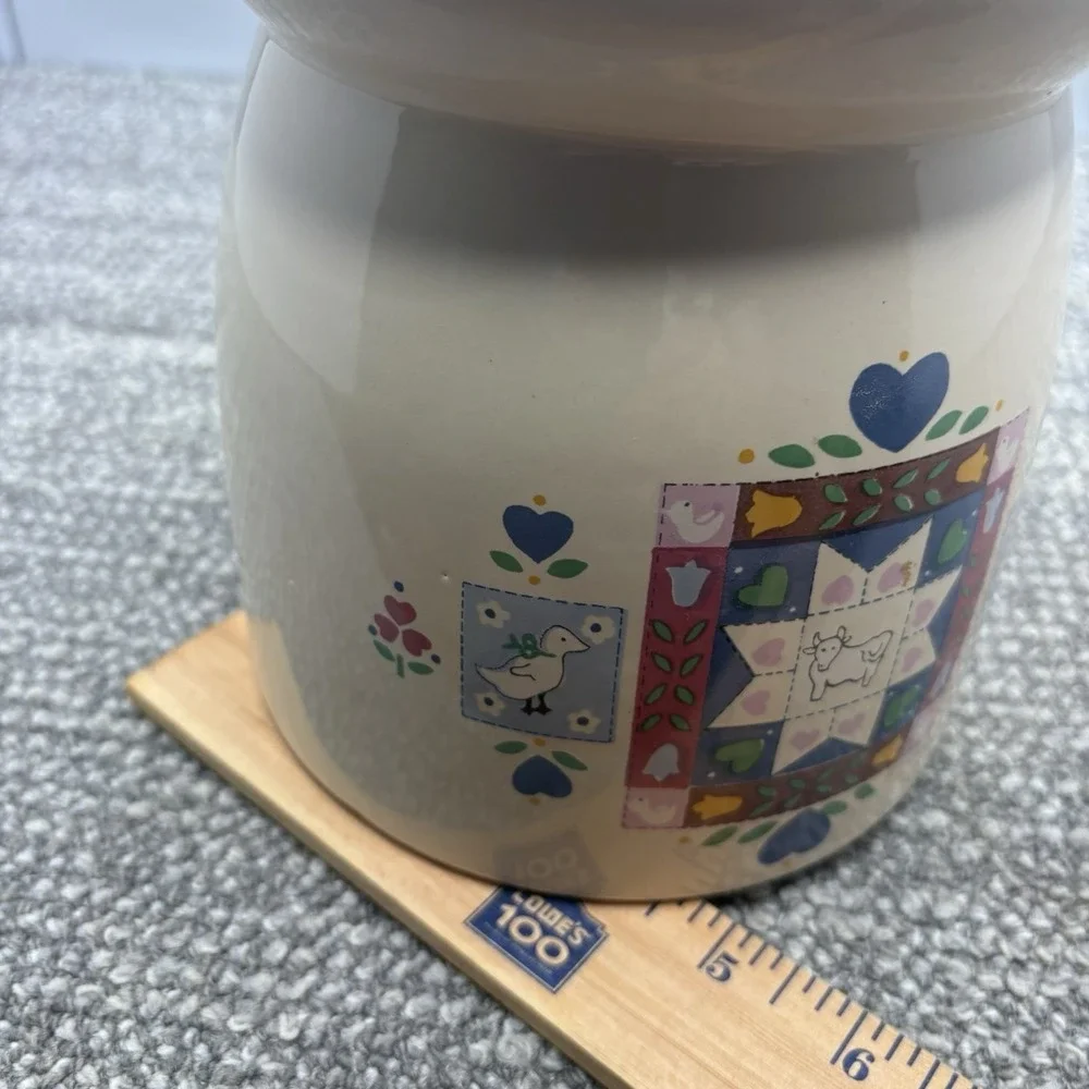 Country Quilt By Lofisa Canister W Lid‎ 7.5 X 5 Inches W Lid Ducks Cow Kitten